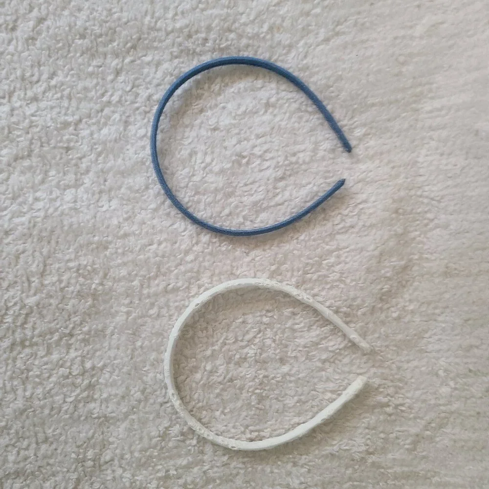 5/$20 Girls Blue and White Headbands